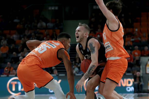 单刀机会 单刀机会