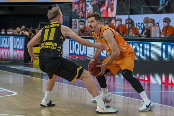 社交媒体时 社交媒体时