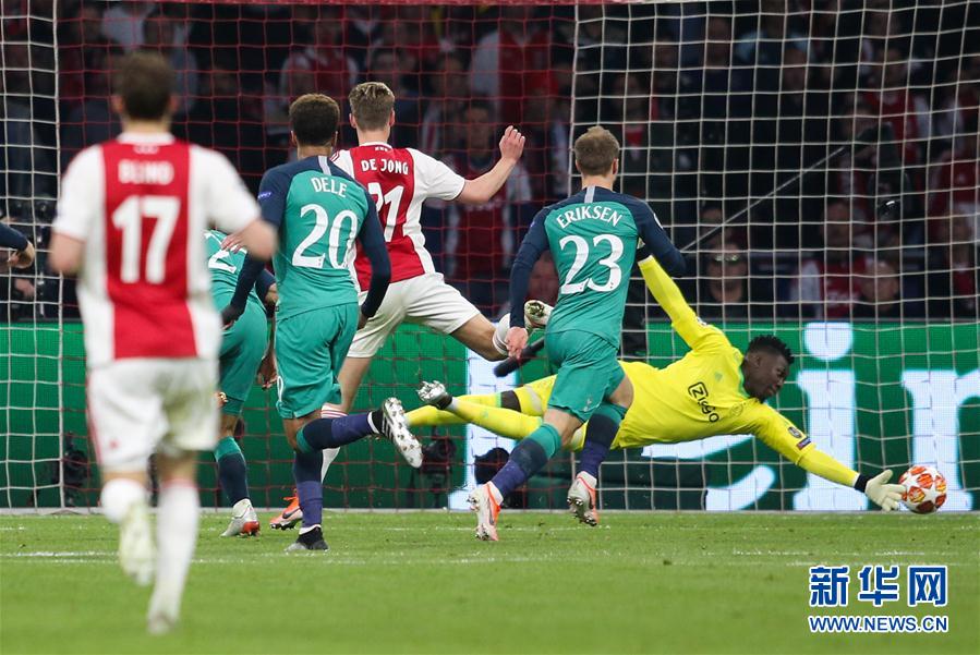 却在哈马里 却在哈马里